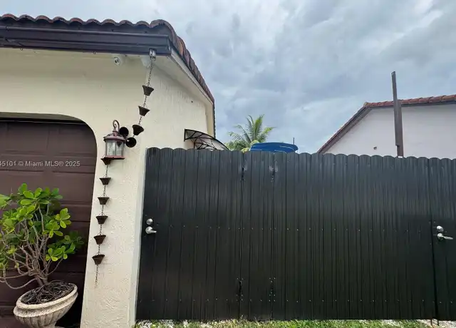 Property at 15411 SW 177th Ter Unit 1, Miami, FL, 33187, 1 bed, 1 bath, [object Object]