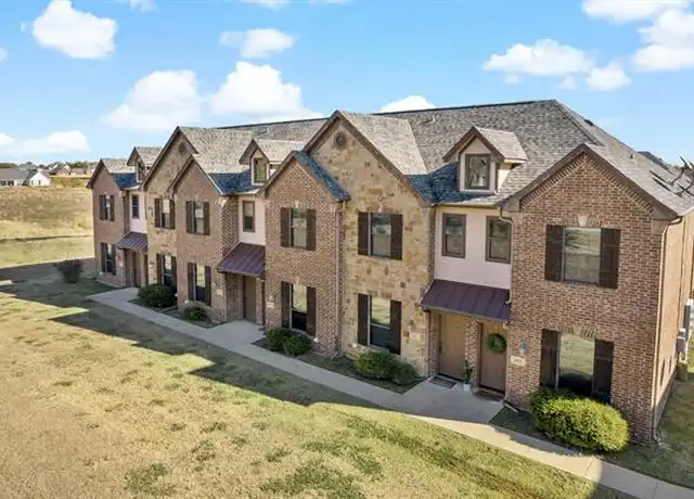 Property at 11118 Marion Rd Unit 101, Sanger, TX, 76266, 2 beds, 1.5 baths, [object Object]