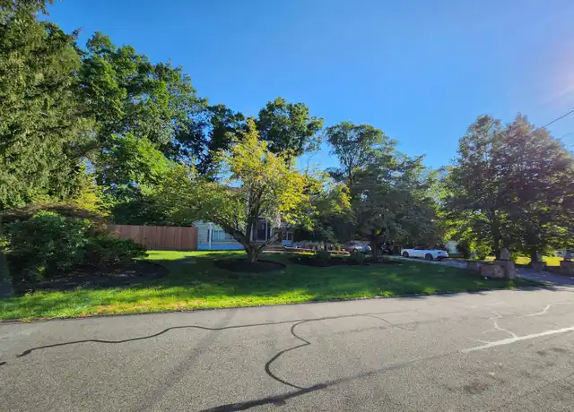 Property at 24 Tennyson Dr, Nanuet, NY, 10954, 1 bed, 1 bath, [object Object]