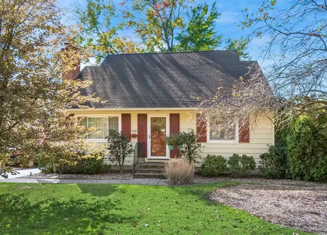 Property at 1915 Zollinger Rd, Columbus, OH, 43221, 4 beds, 2 baths, [object Object]