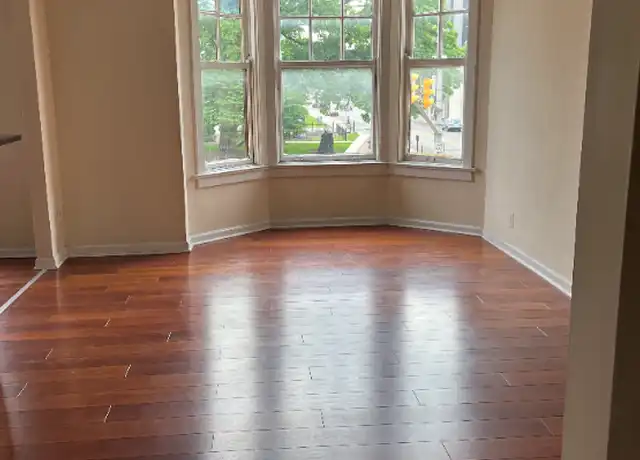 Property at 402 N Delaware St Unit 206, Indianapolis, IN, 46204, 1 bed, 1 bath, [object Object]