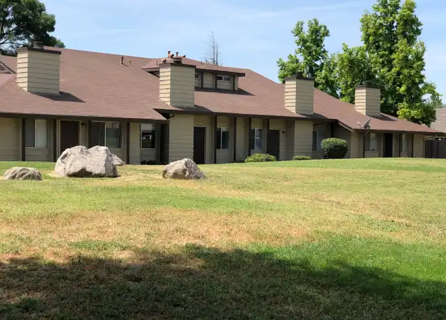 Property at 2351 Fir Ave Unit 2351-1, Merced, CA, 95348, 2 beds, 1 bath, [object Object]