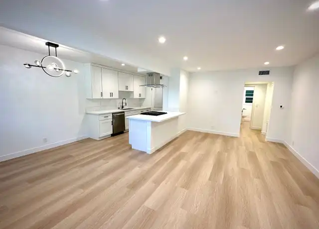 Property at 1700 Del Valle Ave Unit 1702, Glendale, CA, 91208, 1 bed, 1 bath, [object Object]