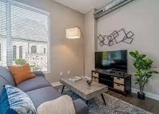 Property at 500 Singleton Blvd, Dallas, TX, 75212, 1 bed, 1 bath, [object Object]