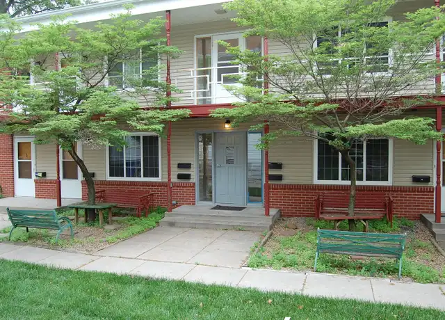 Property at 1950 Washington St Unit 5, Lincoln, NE, 68502, 1 bed, 1 bath, [object Object]