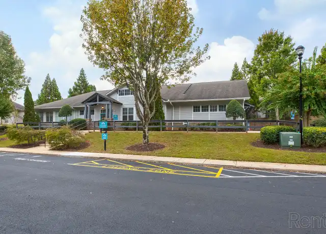 Property at 1770 Richmond Cir SE Unit 400A, Atlanta, GA, 30315, 2 beds, 2 baths, [object Object]