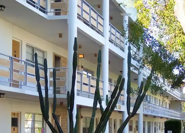 Property at 911 Washington Ave #117, Largo, FL, 33770, 2 beds, 1 bath, [object Object]