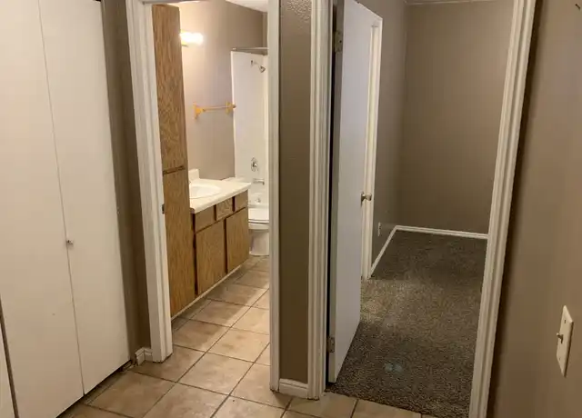 Property at 455 S 1100 E Unit 4, St. George, UT, 84790, 3 beds, 1 bath, [object Object]