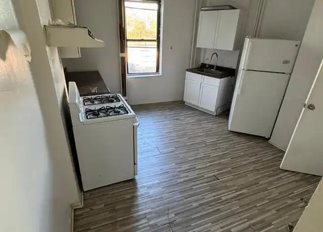 Property at 85 Bruce Ave Unit 2S, Yonkers, NY, 10705, 3 beds, 1 bath, [object Object]
