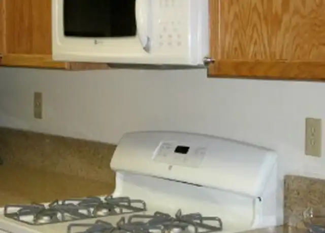 Property at 700 Minor St, San Jacinto, CA, 92583, 2 beds, 1 bath, [object Object]
