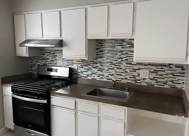 Property at 4721 1st St SW #302, Washington, DC, 20032, 2 beds, 1 bath, [object Object]