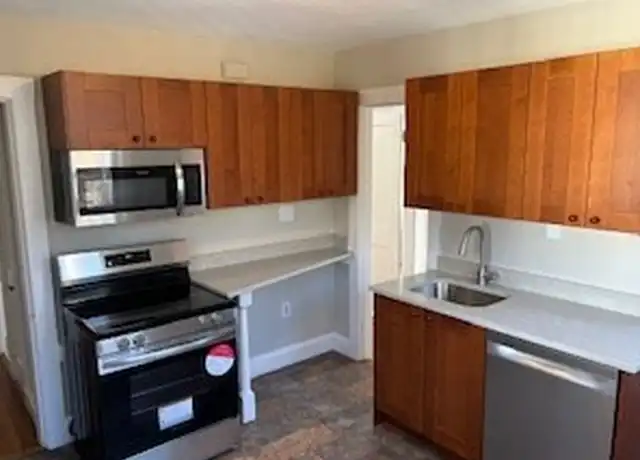 Property at 547 Hyde Park Ave Unit 3, Boston, MA, 02131, 3 beds, 1 bath, [object Object]