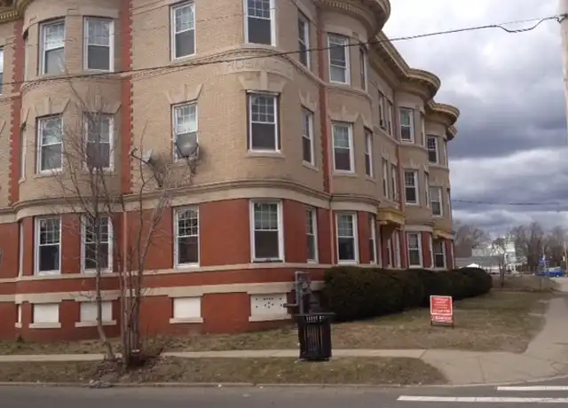 Property at 1 Beacon Ave Apt 2R, Holyoke, MA, 01040, 3 beds, 1 bath, [object Object]