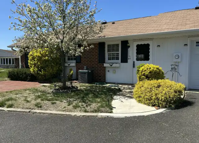 Property at 1113 Argyll Cir Unit B, Lakewood, NJ, 08701, 2 beds, 1 bath, [object Object]