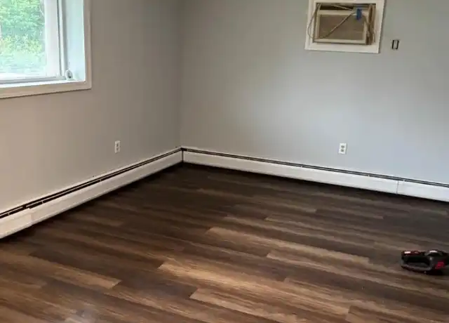 Property at 178 Main St, Franklin, NJ, 07416, 1 bed, 1 bath, [object Object]