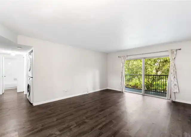 Property at 2700 Forest Hills Blvd #203, Coral Springs, FL, 33065, 3 beds, 2 baths, [object Object]