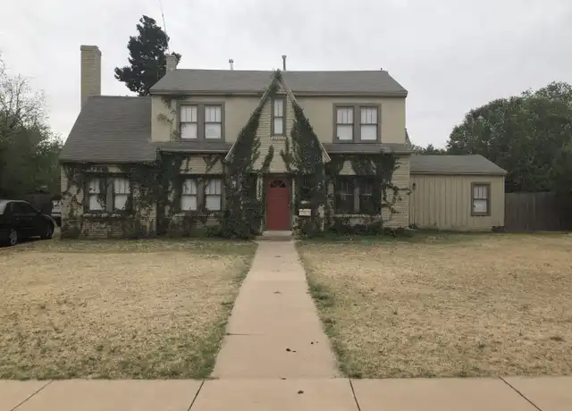 Property at 1905 29th St, Lubbock, TX, 79411, 4 beds, 2 baths, [object Object]