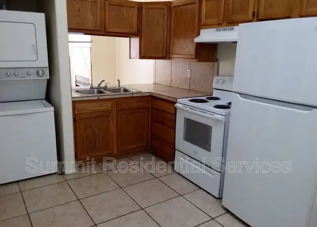 Property at 381 E Thoroughbred St, Tucson, AZ, 85706, 2 beds, 1 bath, [object Object]