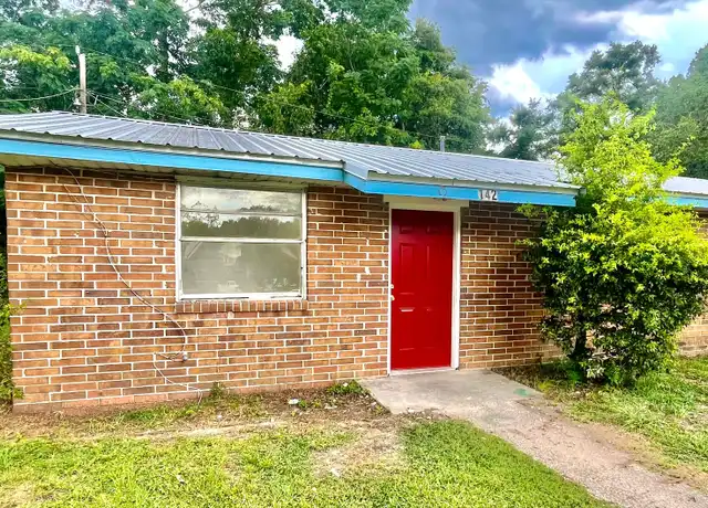 Property at 142 Horizon Cir SW, Live Oak, FL, 32064, 2 beds, 1 bath, [object Object]