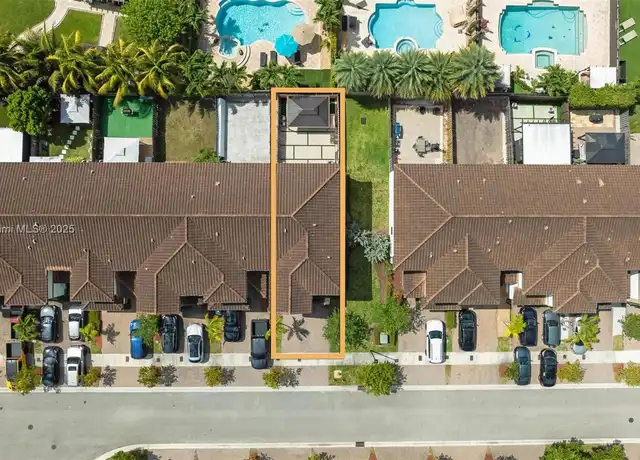 Property at 8990 NW 183rd St, Hialeah, FL, 33018, 4 beds, 2.5 baths, [object Object]