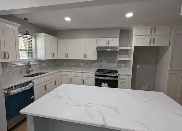 Property at 7607 Wellcrest Dr, Dallas, TX, 75230, 3 beds, 2.5 baths, [object Object]