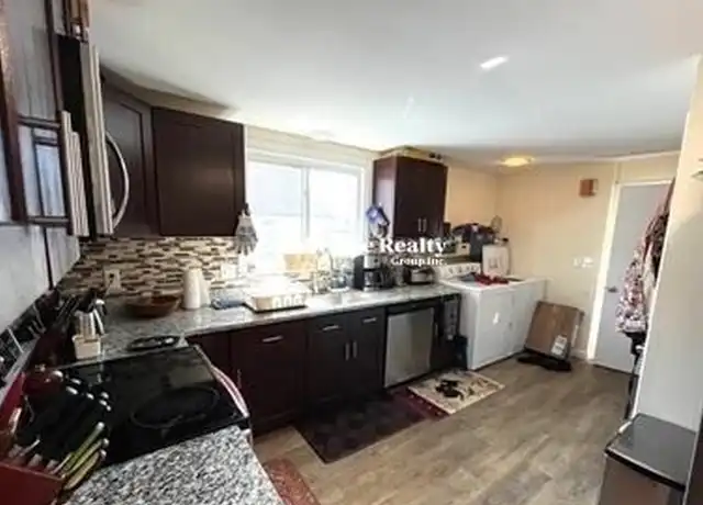 Property at 40 Keenan St Unit 2T, Watertown, MA, 02472, 3 beds, 1 bath, [object Object]