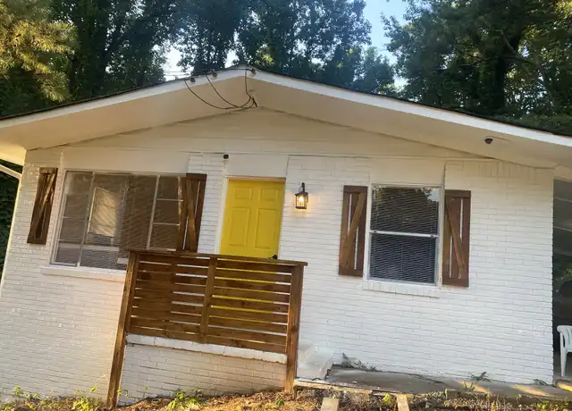 Property at 2849 Allegro Dr NW Unit First Floor, Atlanta, GA, 30318, 3 beds, 1 bath, [object Object]