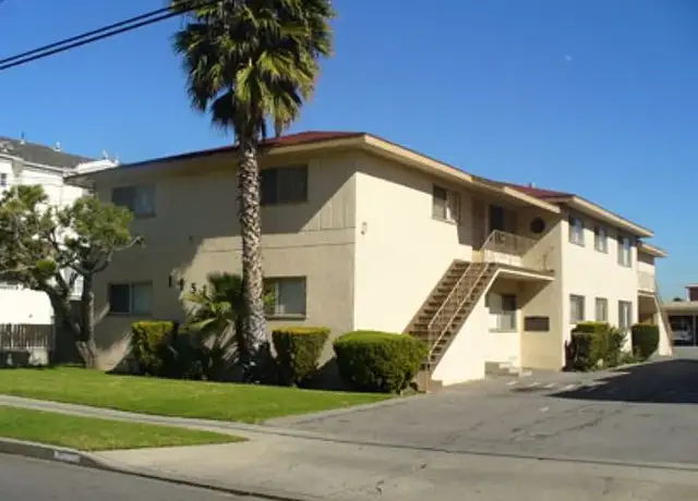 Photo of 14514 S Berendo Ave, Gardena, CA 90247
