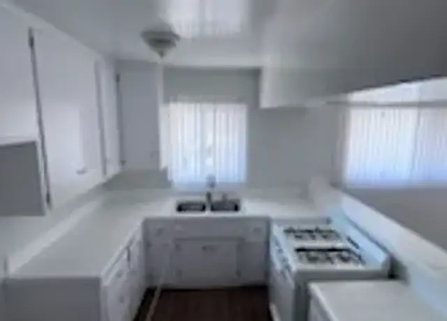 Photo of 14514 S Berendo Ave, Gardena, CA 90247