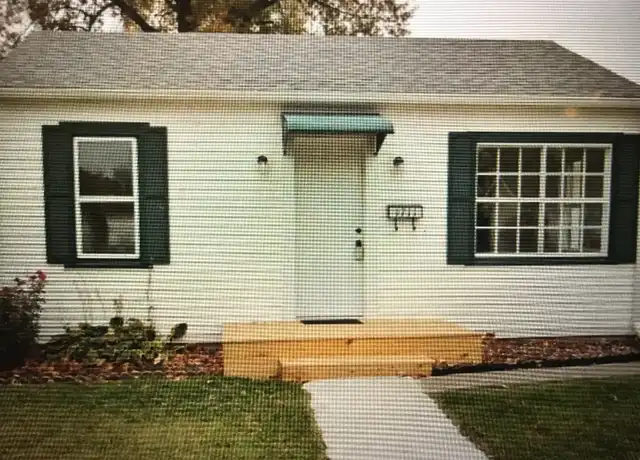 Property at 1711 W 4th St, Marion, IN, 46952, 2 beds, 1 bath, [object Object]