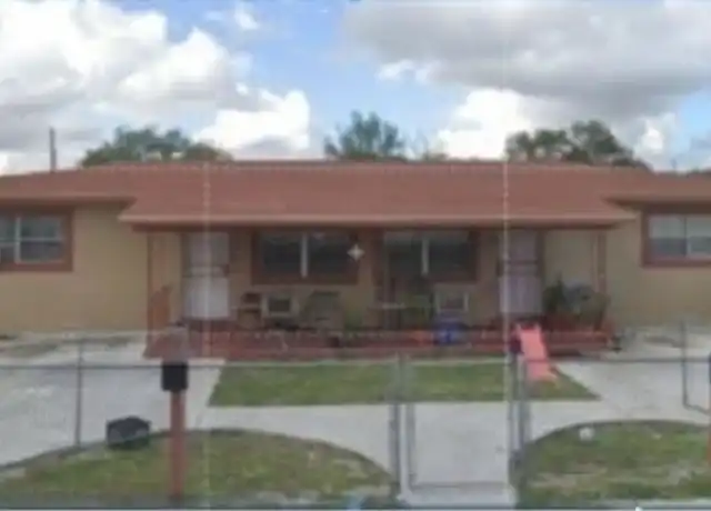 Property at 10002 NW 23rd Ave Unit 2, Miami, FL, 33147, 2 beds, 1 bath, [object Object]