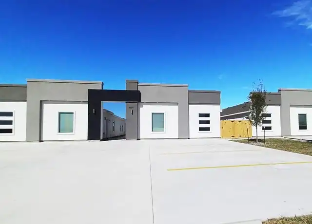 Property at 3400 Ventura Ave Unit 4, Edinburg, TX, 78541, 3 beds, 2 baths, [object Object]