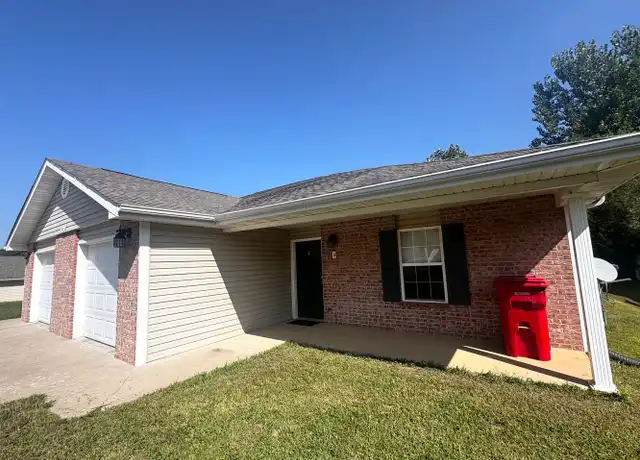 Property at 20924 Hartsburg Ln Unit 11, St Robert, MO, 65584, 3 beds, 2 baths, [object Object]