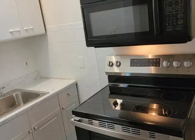 Property at 226 Long Ln Unit C, Upper Darby Township, PA, 19082, 0 beds, 1 bath, [object Object]