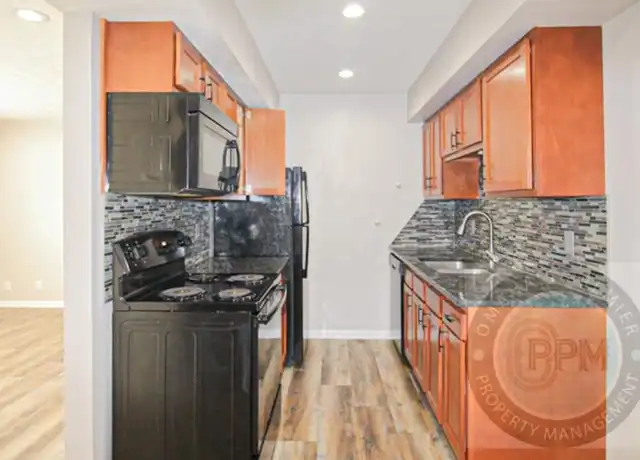 Property at 2903 N 76th St Unit 2903/08, Omaha, NE, 68134, 1 bed, 1 bath, [object Object]