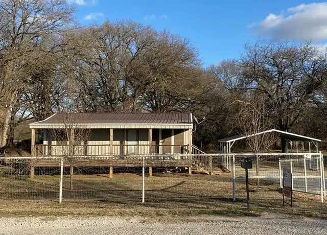 Property at 451 Country Club Rd, Bridgeport, TX, 76426, 1 bed, 1 bath, [object Object]