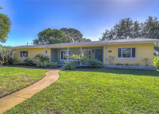 Property at 5850 24th Ave S, Gulfport, FL, 33707, 3 beds, 2 baths, [object Object]