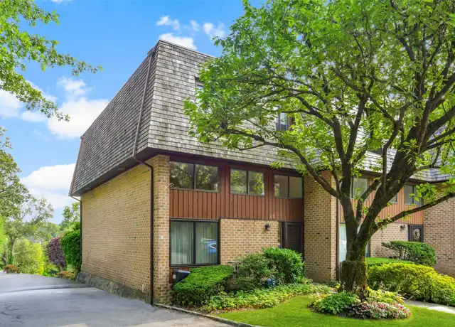 Property at 25 The Hamlet, Pelham, NY, 10803, 3 beds, 2.5 baths, [object Object]