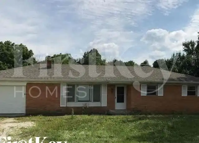 Property at 2581 E Sunset Ln, Mooresville, IN, 46158, 3 beds, 2 baths, [object Object]