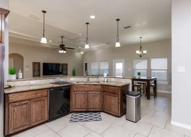 Property at 4029 Giants Dr, Corpus Christi, TX, 78414, 4 beds, 3 baths, [object Object]