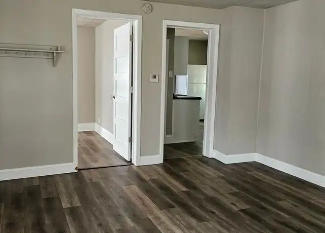 Property at 390 S Hickory St Unit 390 Hickory Lower, Fond du Lac, WI, 54935, 1 bed, 1 bath, [object Object]