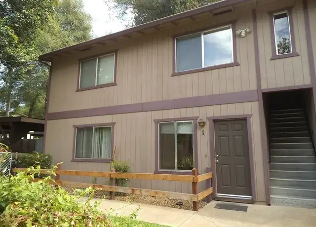 Property at 1124 Layton Rd Unit 02, Redding, CA, 96002, 2 beds, 1 bath, [object Object]