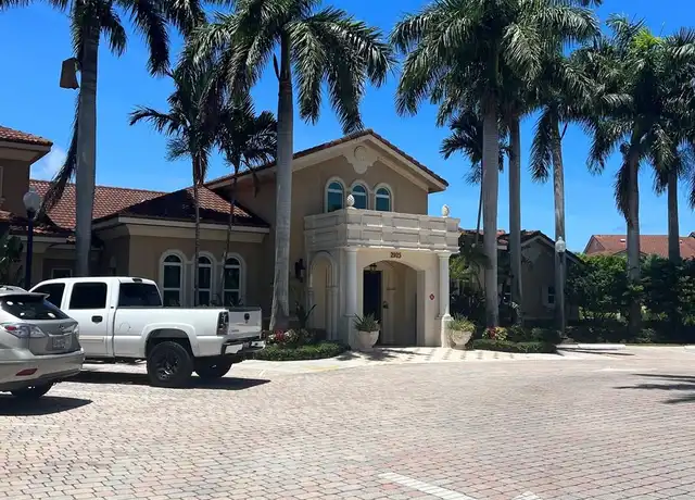 Property at 903 Villa Cir #903, Boynton Beach, FL, 33435, 1 bed, 1 bath, [object Object]