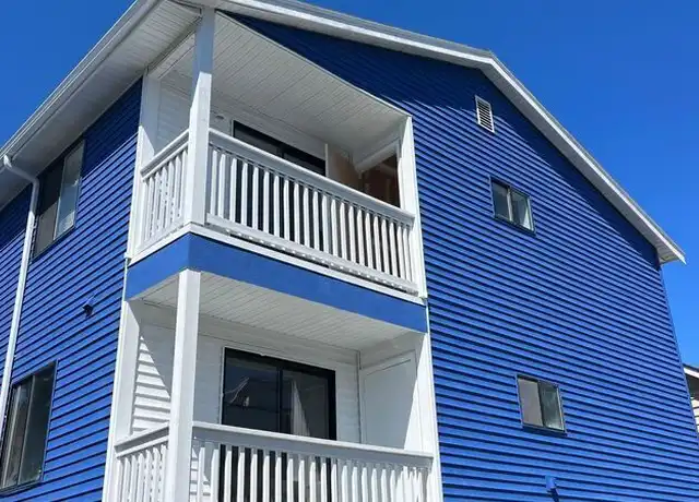 Property at 519 N 105th St Unit 5, Seattle, WA, 98133, 2 beds, 1 bath, [object Object]