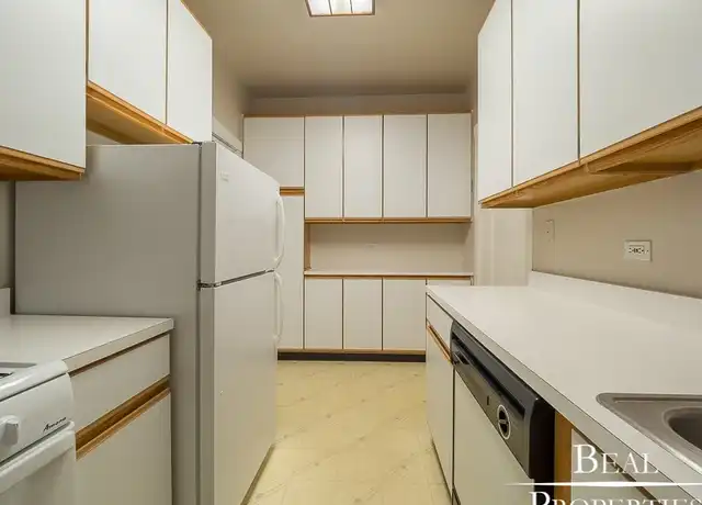 Property at 1317 Oak Ave Unit G, Evanston, IL, 60201, 1 bed, 1 bath, [object Object]