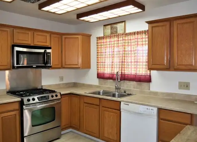Property at 43511 Illinois Ave, Palm Desert, CA, 92211, 2 beds, 2 baths, [object Object]