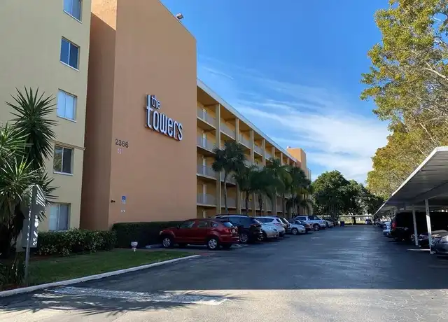 Property at 2366 E Mall Dr #519, Fort Myers, FL, 33901, 1 bed, 1 bath, [object Object]
