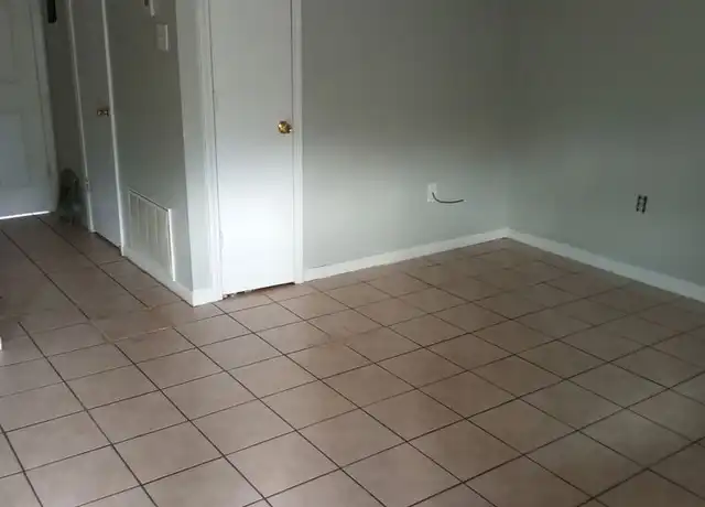 Property at 511 32nd St Unit 21, Gulfport, MS, 39507, 1 bed, 1 bath, [object Object]