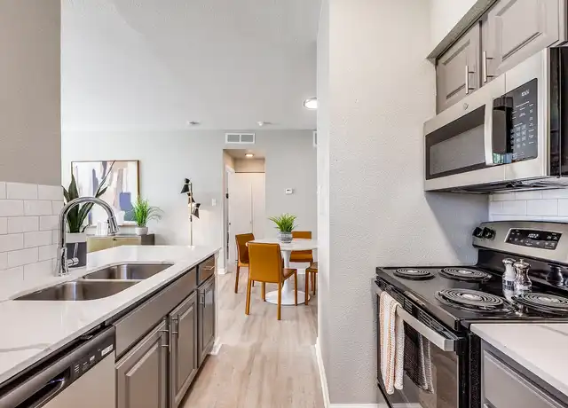 Property at Pearce On The Lake - 900 Henderson Ave, Houston, TX, 77058, 1-2 bed, 1-2 bath, [object Object]