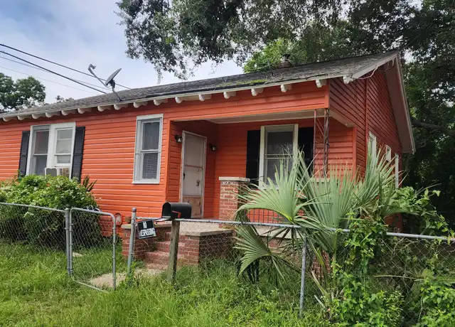 Property at 1824 Redwood St, North Charleston, SC, 29405, 2 beds, 1 bath, [object Object]
